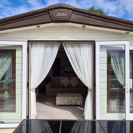 Kmh Caravans At Flamingo Land Holiday home