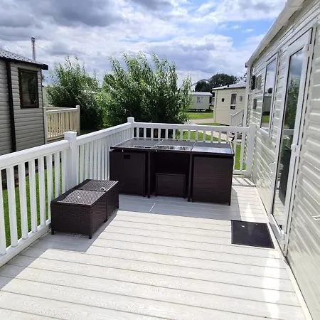 Kmh Caravans At Flamingo Land Holiday home *