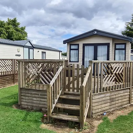 Kmh Caravans At Flamingo Land