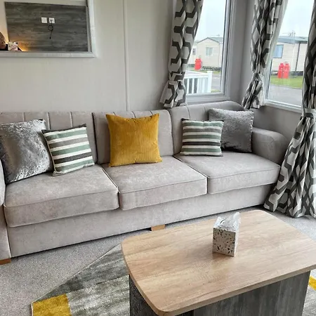 Kmh Caravans At Flamingo Land Holiday home Kirby Misperton
