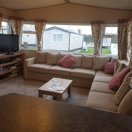 Kmh Caravans At Flamingo Land Holiday home Kirby Misperton
