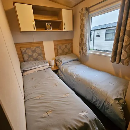 Kmh Caravans At Flamingo Land Holiday home Kirby Misperton