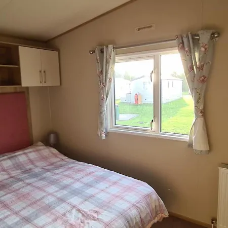 Kmh Caravans At Flamingo Land Holiday home *