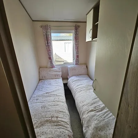 Kmh Caravans At Flamingo Land Holiday home *
