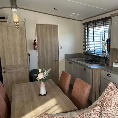 بيت للعطل Kmh Caravans At Flamingo Land *