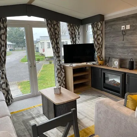 Kmh Caravans At Flamingo Land